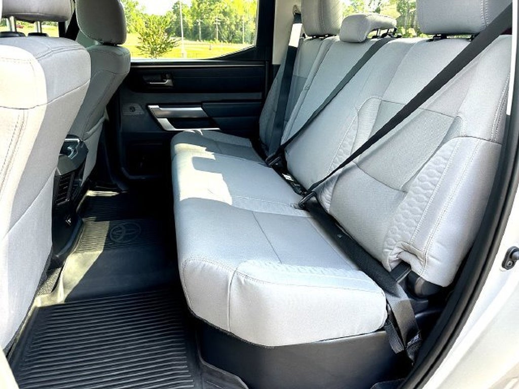 2024 Toyota Tundra 4WD SR5