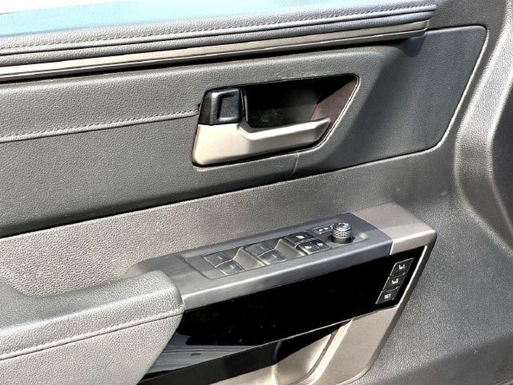 2024 Toyota Tundra 4WD Limited HV