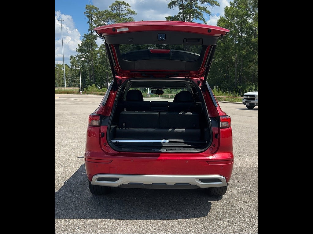 2023 Mitsubishi Outlander SEL