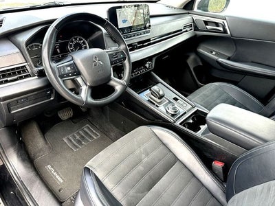 2024 Mitsubishi Outlander SE Black Edition