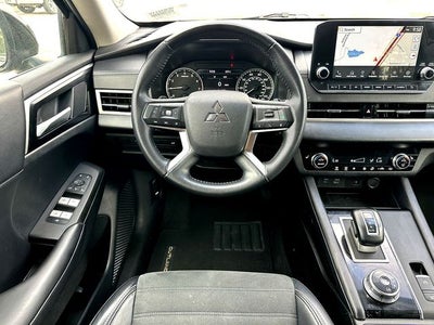 2024 Mitsubishi Outlander SE Black Edition