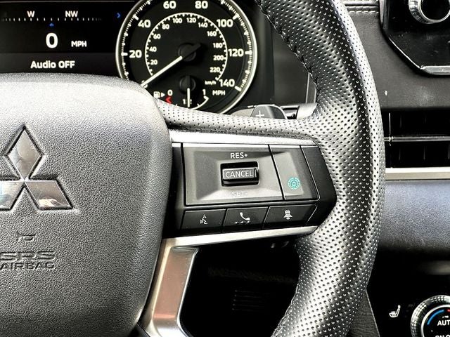 2024 Mitsubishi Outlander SE Black Edition