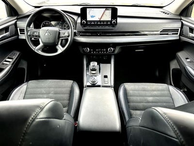 2024 Mitsubishi Outlander SE Black Edition