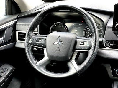 2024 Mitsubishi Outlander SE Black Edition