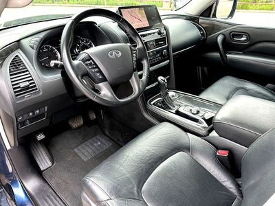 2024 INFINITI QX80 LUXE