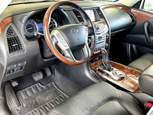 2019 INFINITI QX80 LUXE