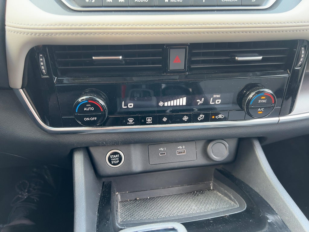 2022 Nissan Rogue SV