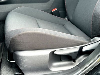 2025 Toyota Prius Plug-In Hybrid SE