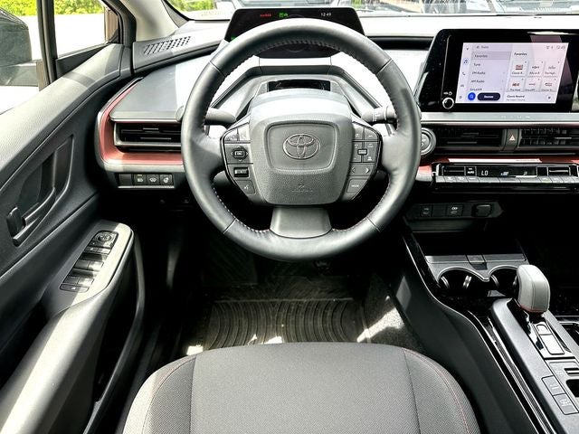 2025 Toyota Prius Plug-In Hybrid SE