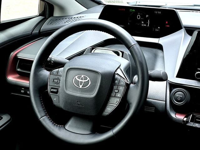 2025 Toyota Prius Plug-In Hybrid SE