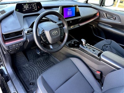 2025 Toyota Prius Plug-In Hybrid SE