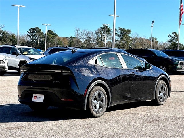 2025 Toyota Prius Plug-In Hybrid SE