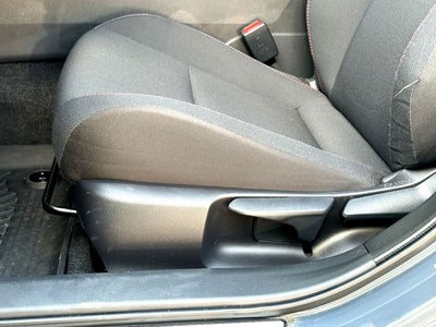 2025 Toyota Prius Plug-In Hybrid SE