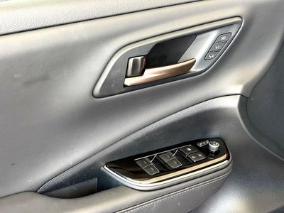2025 Toyota Crown Platinum