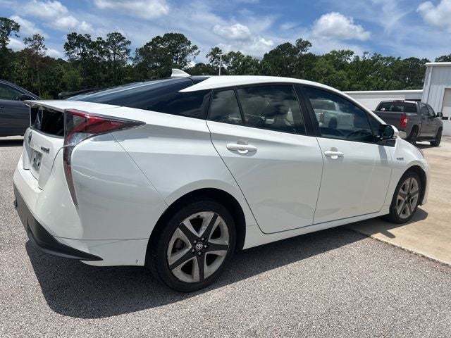 2016 Toyota Prius Four Touring