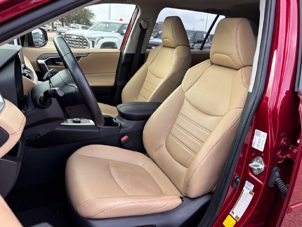 2024 Toyota RAV4 XLE Premium