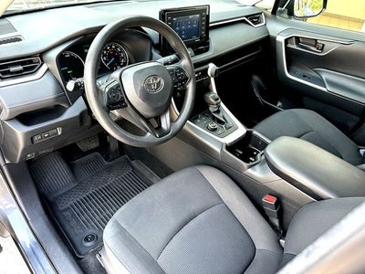2022 Toyota RAV4 Hybrid LE