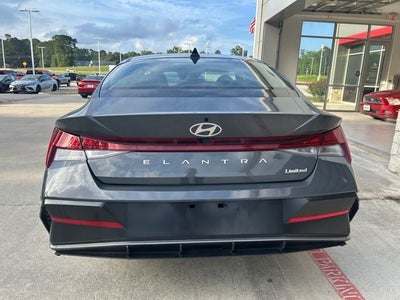 2025 Hyundai Elantra Limited