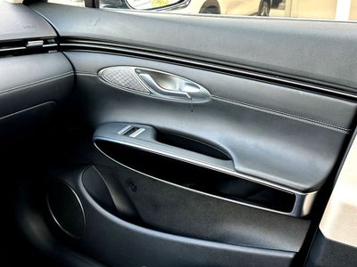 2025 Genesis GV70 2.5T