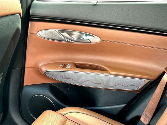 2022 Genesis GV70 2.5T