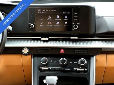 2024 Kia Carnival LX