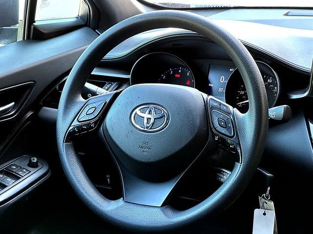 2019 Toyota C-HR LE