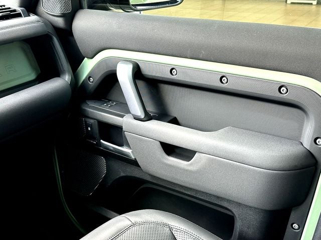2023 Land Rover Defender 110 75th Edition